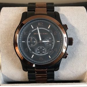 Michael Kors MK8266 45mm Watch - Gently Worn/Smoke Free